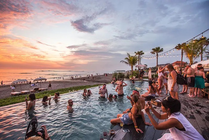 Foreign Tourist Arrivals To Indonesia Up by 2,500-Percent